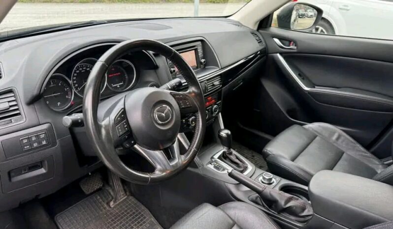 
								Mazda CX-5 full									