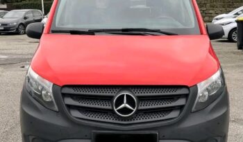 
										Mercedes-Benz Vito full									