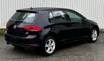 
										Volkswagen Golf full									