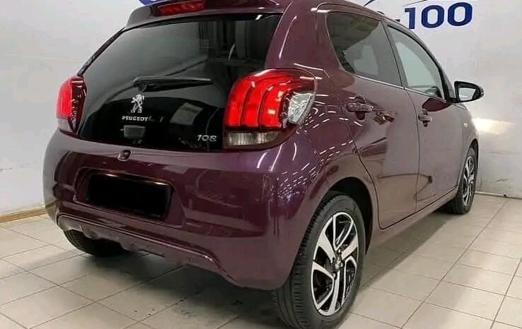 
								Peugeot 108 full									