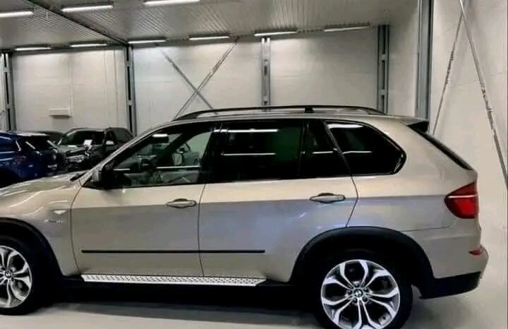 
								BMW X5 full									