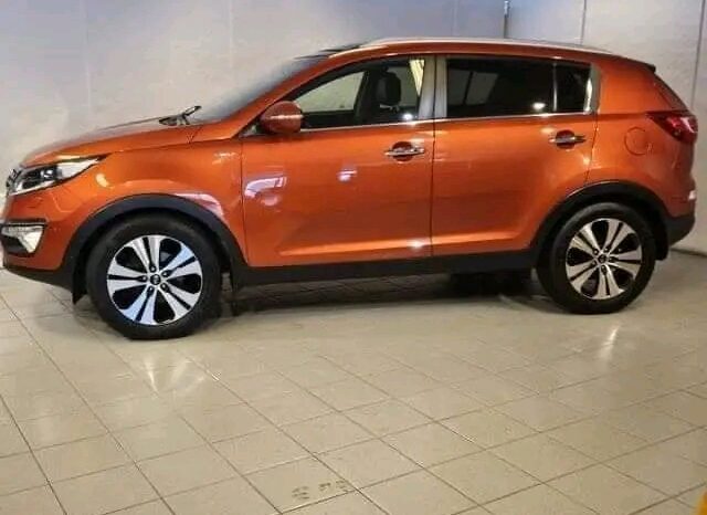 
								Kia Sportage full									