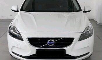 
										Volvo V40 full									