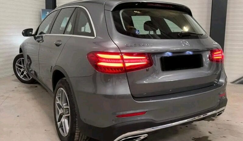 
								Mercedes-Benz GLC full									