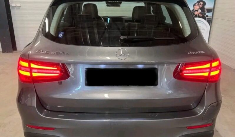 
								Mercedes-Benz GLC full									