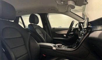 
										Mercedes-Benz GLC full									