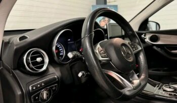 
										Mercedes-Benz GLC full									