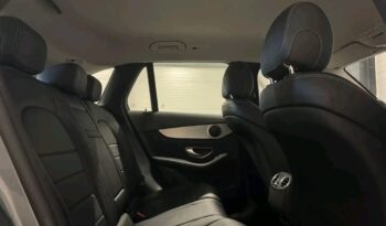 
										Mercedes-Benz GLC full									