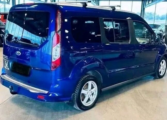 
								Ford Tourneo Connect full									