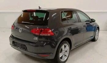 
										Volkswagen Golf full									