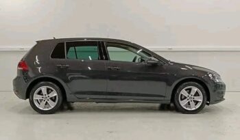 
										Volkswagen Golf full									