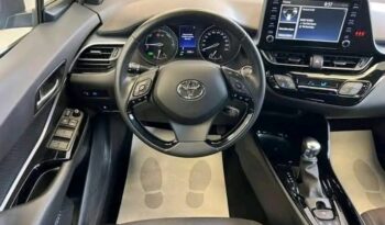 
										Toyota C-HR 2.0 Hybrid full									