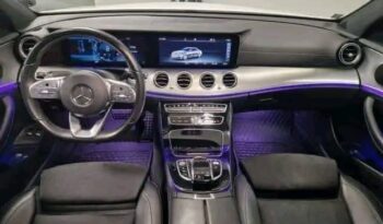 
										Mercedes-Benz E-Classe 220d full									