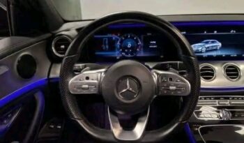 
										Mercedes-Benz E-Classe 220d full									