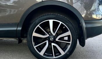 
										Nissan Qashqai full									