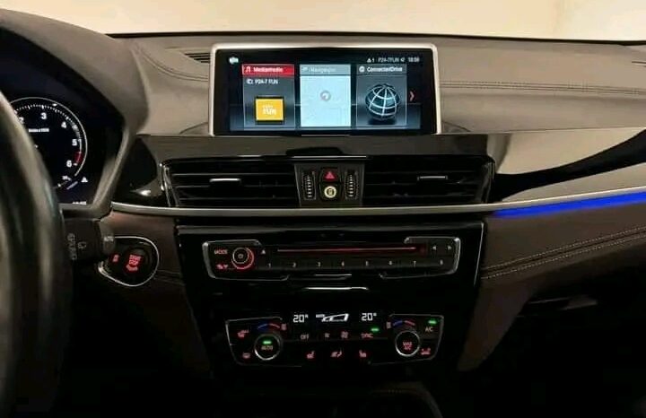 
								BMW X2 full									